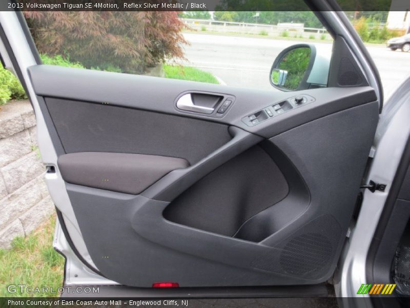 Reflex Silver Metallic / Black 2013 Volkswagen Tiguan SE 4Motion