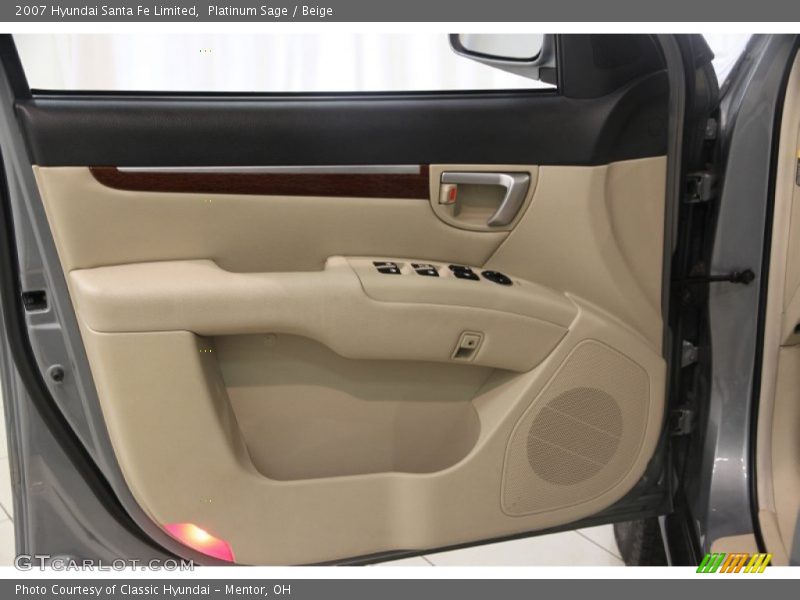 Door Panel of 2007 Santa Fe Limited