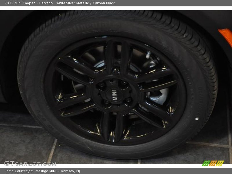 White Silver Metallic / Carbon Black 2013 Mini Cooper S Hardtop