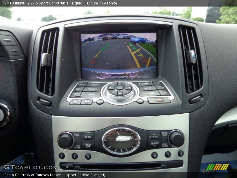 Controls of 2010 G 37 S Sport Convertible