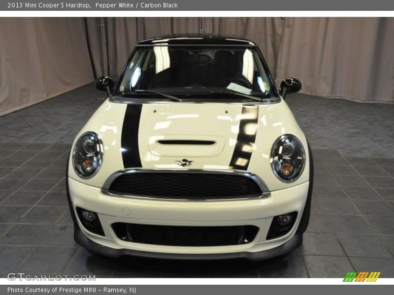Pepper White / Carbon Black 2013 Mini Cooper S Hardtop