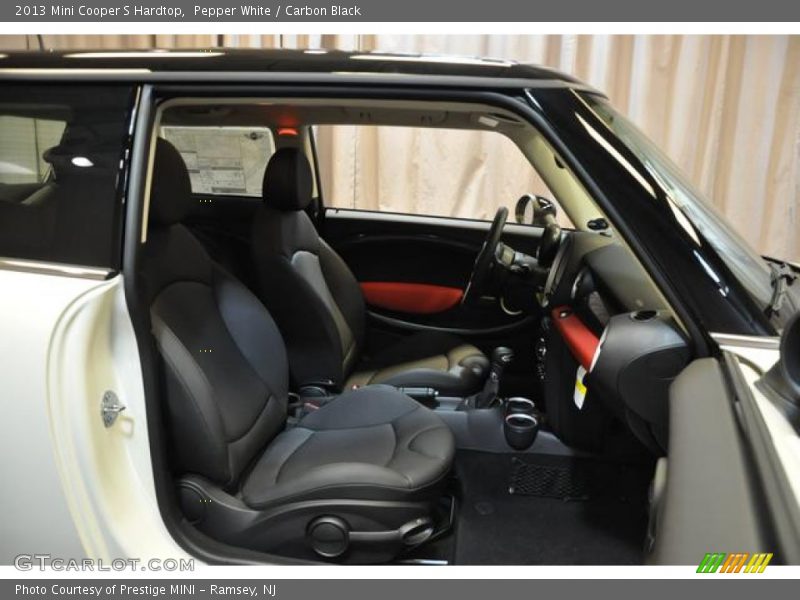Pepper White / Carbon Black 2013 Mini Cooper S Hardtop