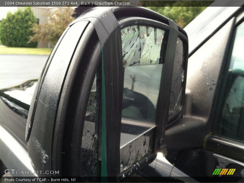 Black / Gray/Dark Charcoal 2004 Chevrolet Suburban 1500 Z71 4x4