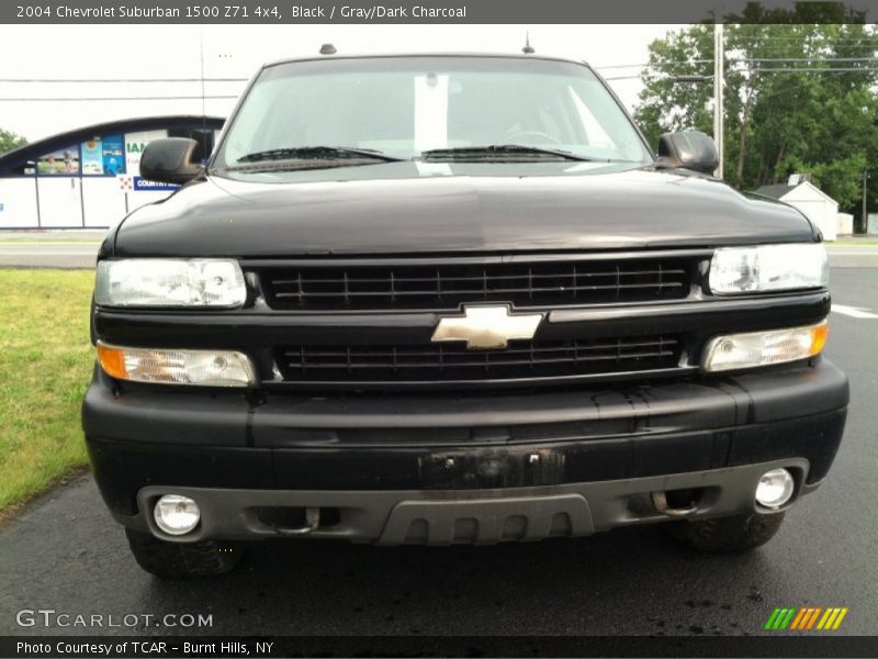 Black / Gray/Dark Charcoal 2004 Chevrolet Suburban 1500 Z71 4x4