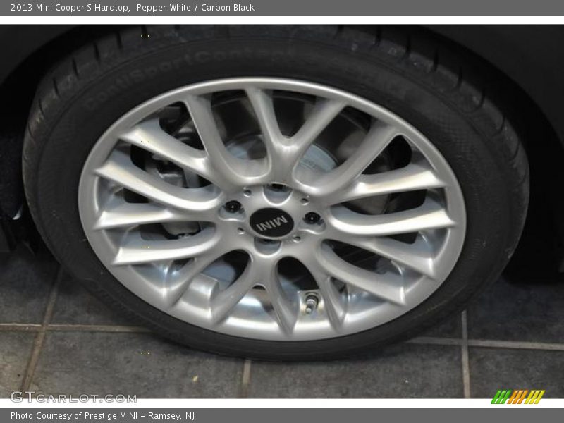 Pepper White / Carbon Black 2013 Mini Cooper S Hardtop