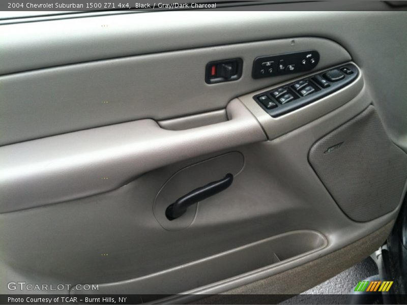 Black / Gray/Dark Charcoal 2004 Chevrolet Suburban 1500 Z71 4x4