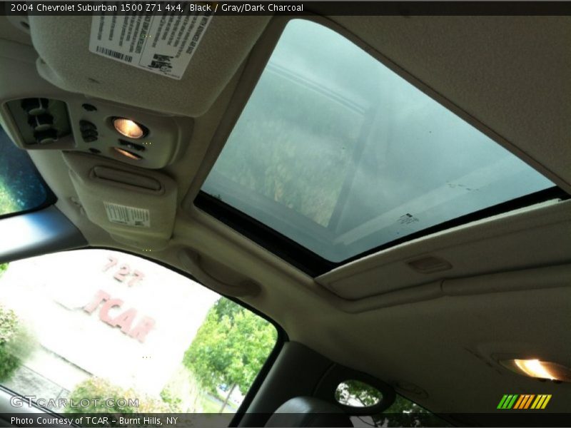 Black / Gray/Dark Charcoal 2004 Chevrolet Suburban 1500 Z71 4x4