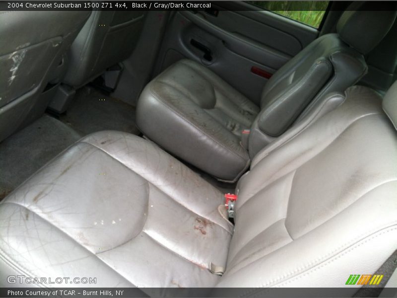 Black / Gray/Dark Charcoal 2004 Chevrolet Suburban 1500 Z71 4x4