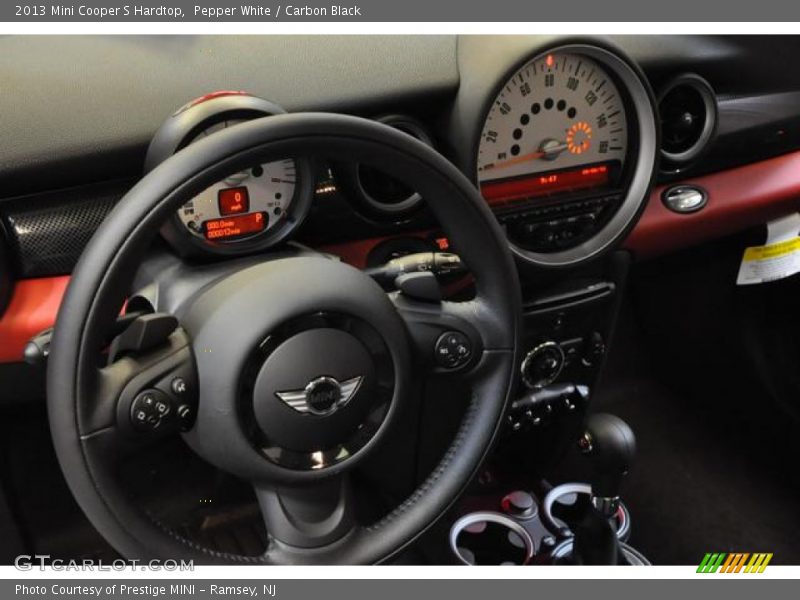 Pepper White / Carbon Black 2013 Mini Cooper S Hardtop