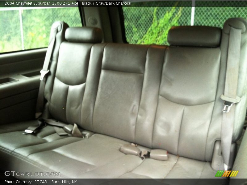 Black / Gray/Dark Charcoal 2004 Chevrolet Suburban 1500 Z71 4x4
