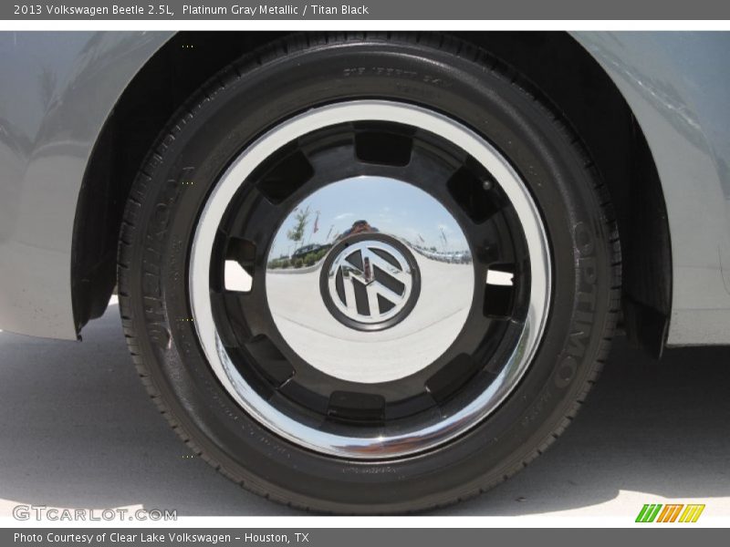 Platinum Gray Metallic / Titan Black 2013 Volkswagen Beetle 2.5L