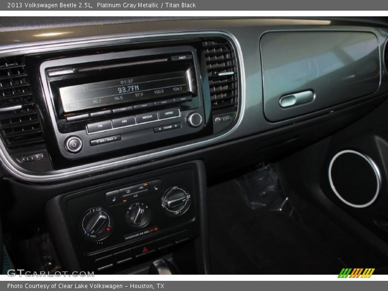 Platinum Gray Metallic / Titan Black 2013 Volkswagen Beetle 2.5L