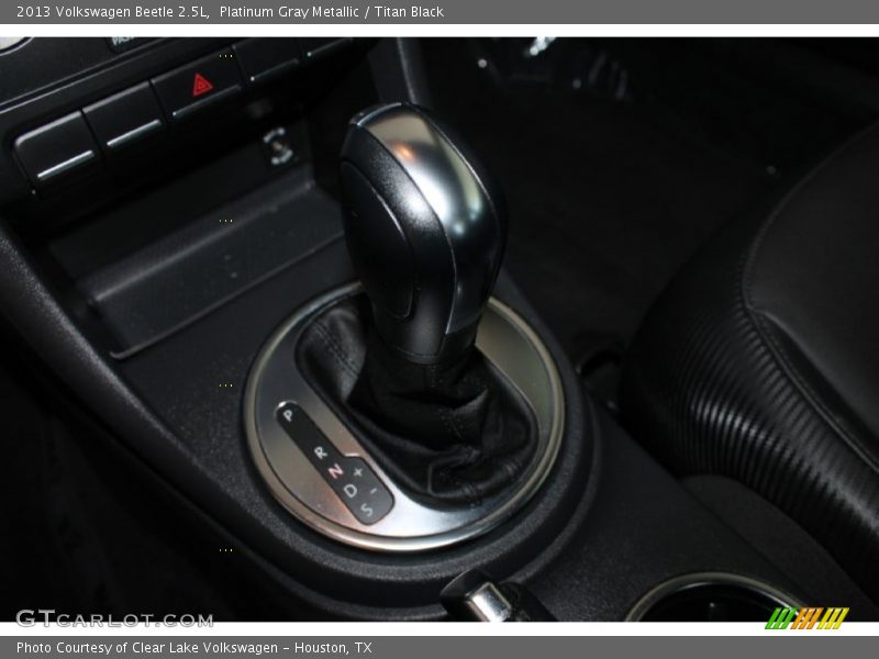 Platinum Gray Metallic / Titan Black 2013 Volkswagen Beetle 2.5L