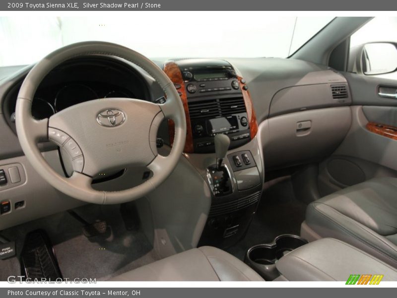 Silver Shadow Pearl / Stone 2009 Toyota Sienna XLE