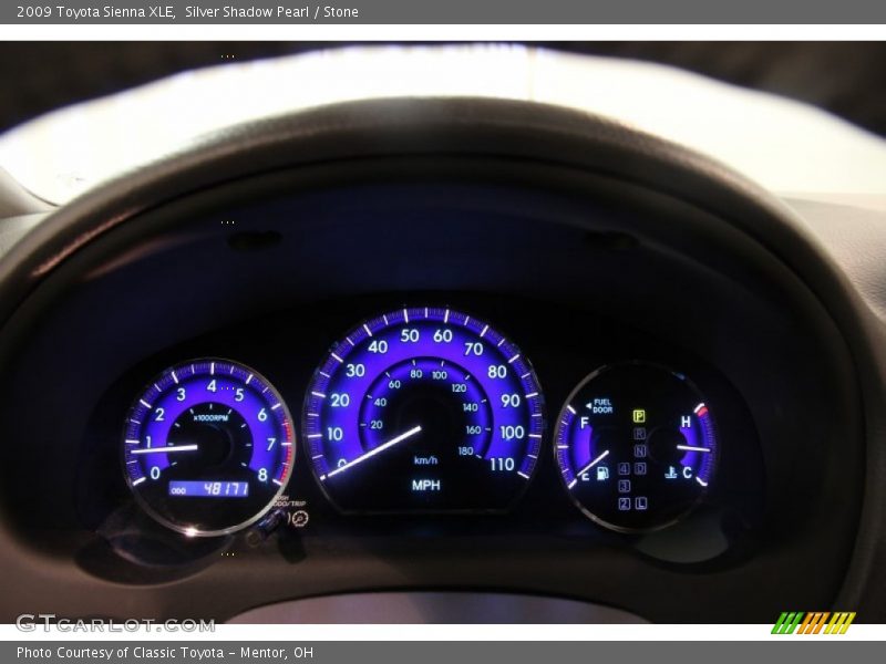 Silver Shadow Pearl / Stone 2009 Toyota Sienna XLE