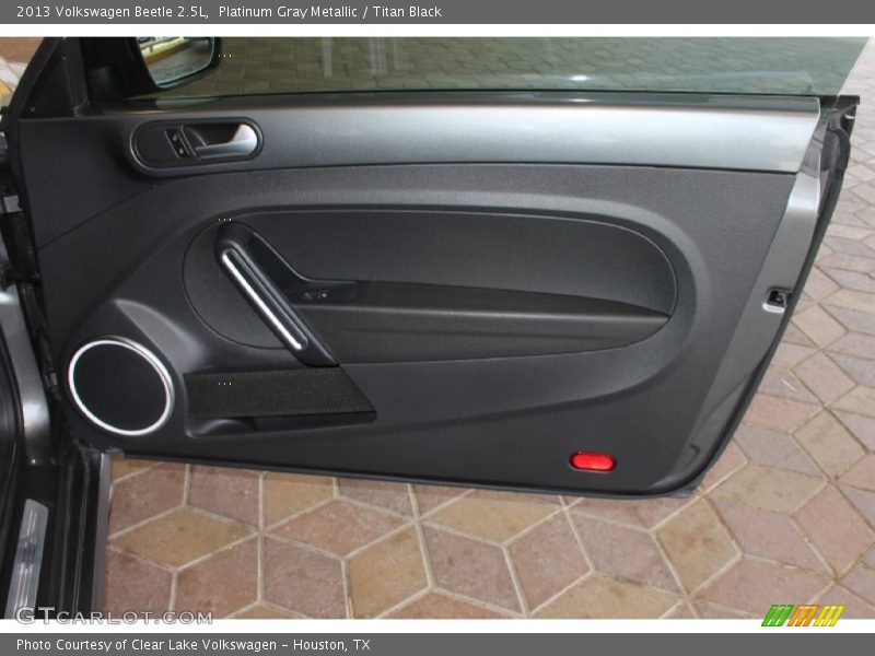 Platinum Gray Metallic / Titan Black 2013 Volkswagen Beetle 2.5L