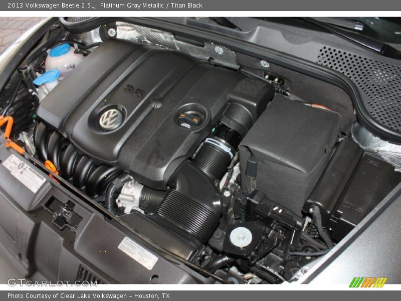 Platinum Gray Metallic / Titan Black 2013 Volkswagen Beetle 2.5L