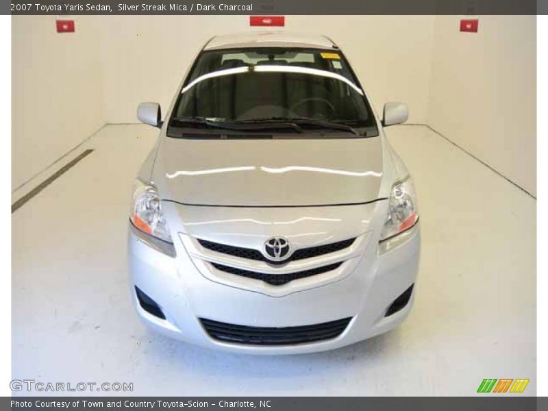 Silver Streak Mica / Dark Charcoal 2007 Toyota Yaris Sedan
