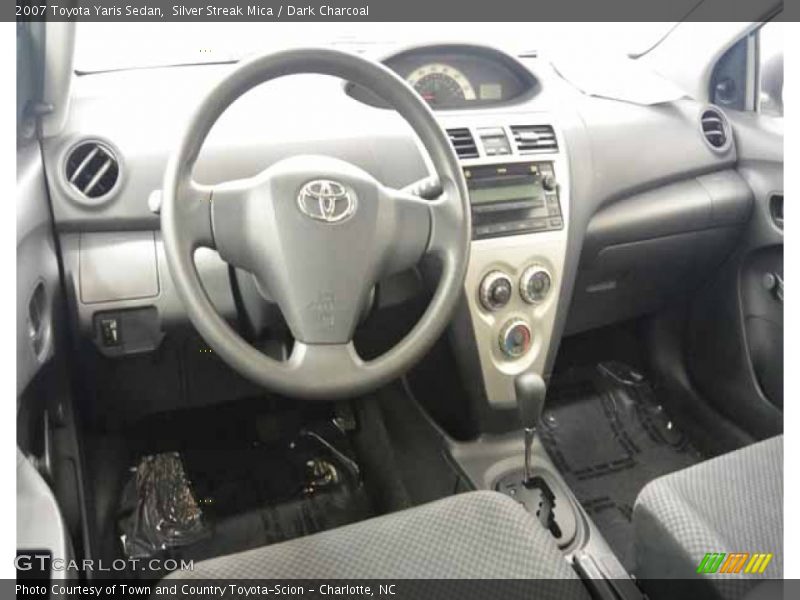 Silver Streak Mica / Dark Charcoal 2007 Toyota Yaris Sedan