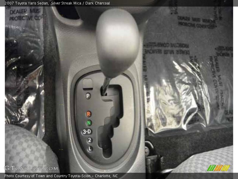 Silver Streak Mica / Dark Charcoal 2007 Toyota Yaris Sedan