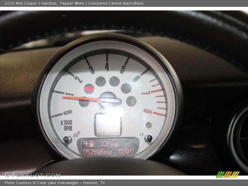 Pepper White / Checkered Carbon Black/Black 2010 Mini Cooper S Hardtop