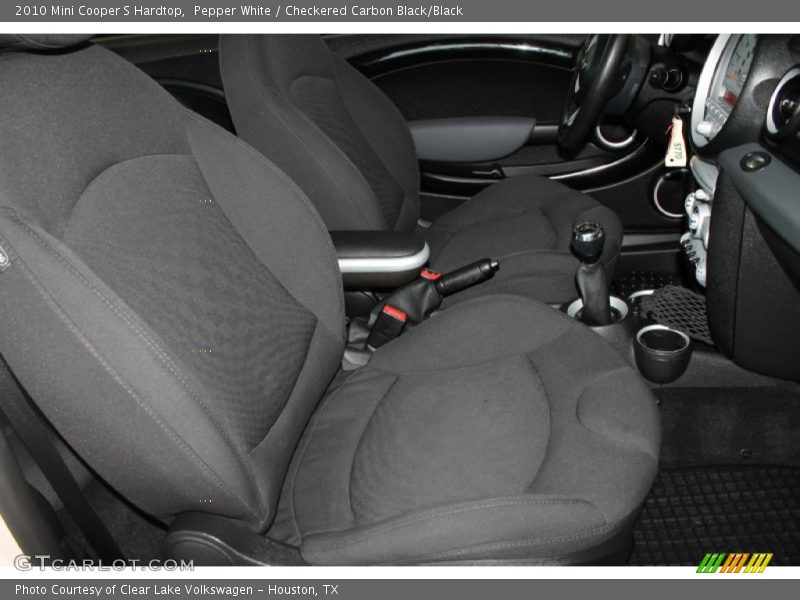 Pepper White / Checkered Carbon Black/Black 2010 Mini Cooper S Hardtop
