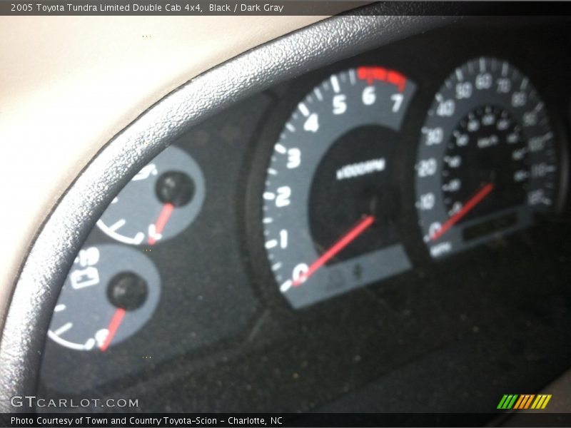 Black / Dark Gray 2005 Toyota Tundra Limited Double Cab 4x4
