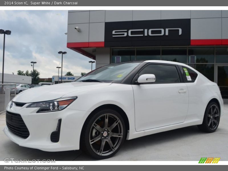 Super White / Dark Charcoal 2014 Scion tC