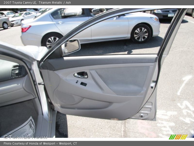 Titanium Metallic / Ash 2007 Toyota Camry LE