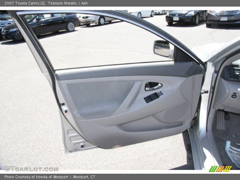 Titanium Metallic / Ash 2007 Toyota Camry LE