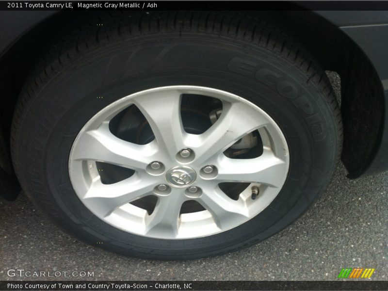 Magnetic Gray Metallic / Ash 2011 Toyota Camry LE
