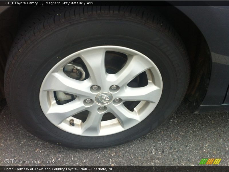 Magnetic Gray Metallic / Ash 2011 Toyota Camry LE