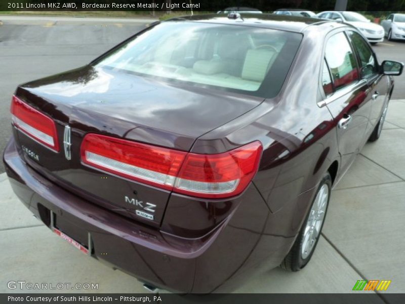 Bordeaux Reserve Metallic / Light Camel 2011 Lincoln MKZ AWD