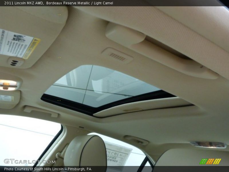 Bordeaux Reserve Metallic / Light Camel 2011 Lincoln MKZ AWD