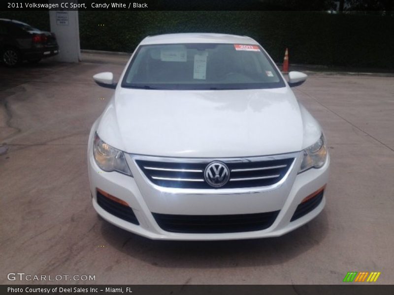 Candy White / Black 2011 Volkswagen CC Sport