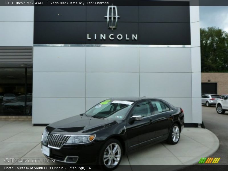 Tuxedo Black Metallic / Dark Charcoal 2011 Lincoln MKZ AWD