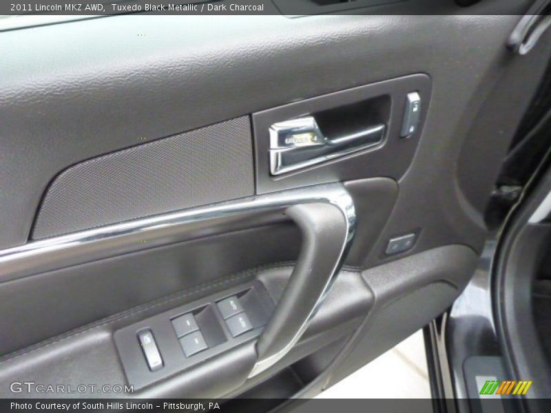 Tuxedo Black Metallic / Dark Charcoal 2011 Lincoln MKZ AWD