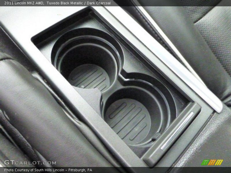 Tuxedo Black Metallic / Dark Charcoal 2011 Lincoln MKZ AWD