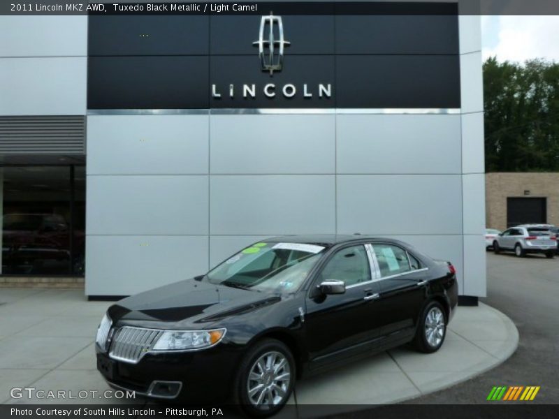 Tuxedo Black Metallic / Light Camel 2011 Lincoln MKZ AWD