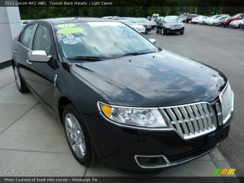 Tuxedo Black Metallic / Light Camel 2011 Lincoln MKZ AWD