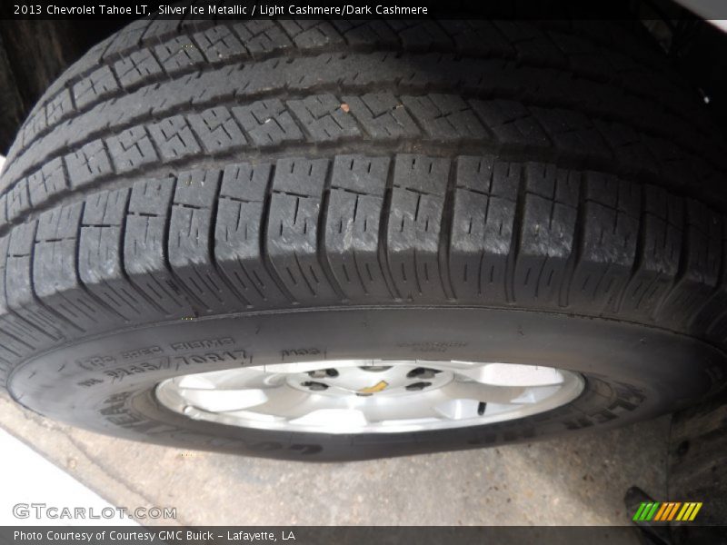 Silver Ice Metallic / Light Cashmere/Dark Cashmere 2013 Chevrolet Tahoe LT