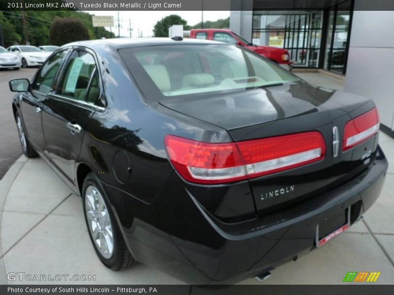 Tuxedo Black Metallic / Light Camel 2011 Lincoln MKZ AWD