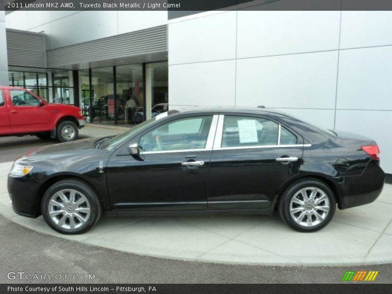 Tuxedo Black Metallic / Light Camel 2011 Lincoln MKZ AWD