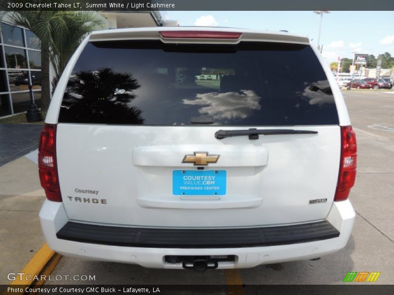 Summit White / Light Cashmere 2009 Chevrolet Tahoe LT