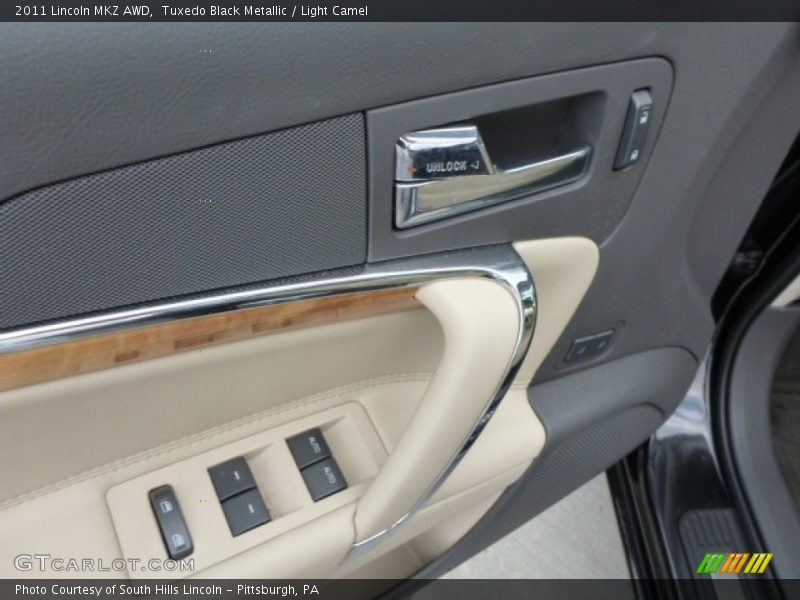 Tuxedo Black Metallic / Light Camel 2011 Lincoln MKZ AWD