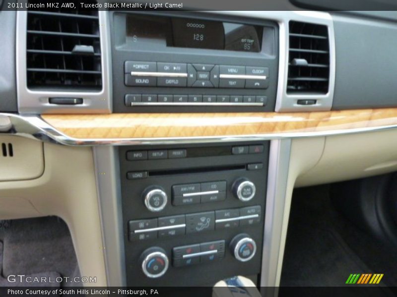 Tuxedo Black Metallic / Light Camel 2011 Lincoln MKZ AWD
