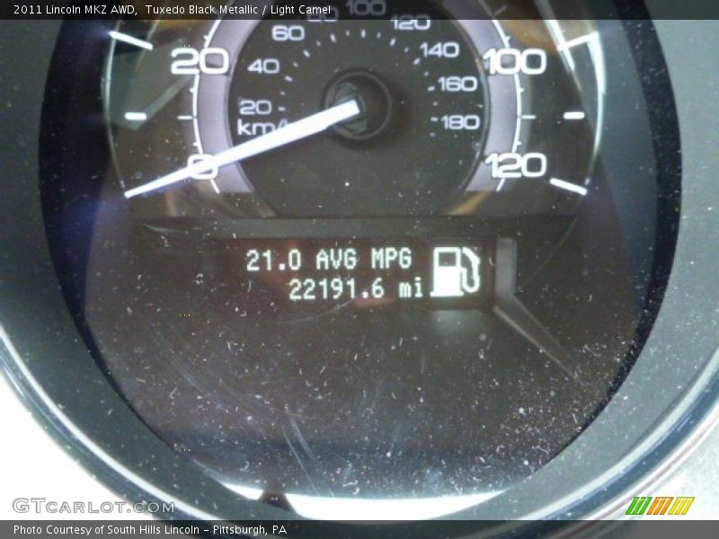 Tuxedo Black Metallic / Light Camel 2011 Lincoln MKZ AWD