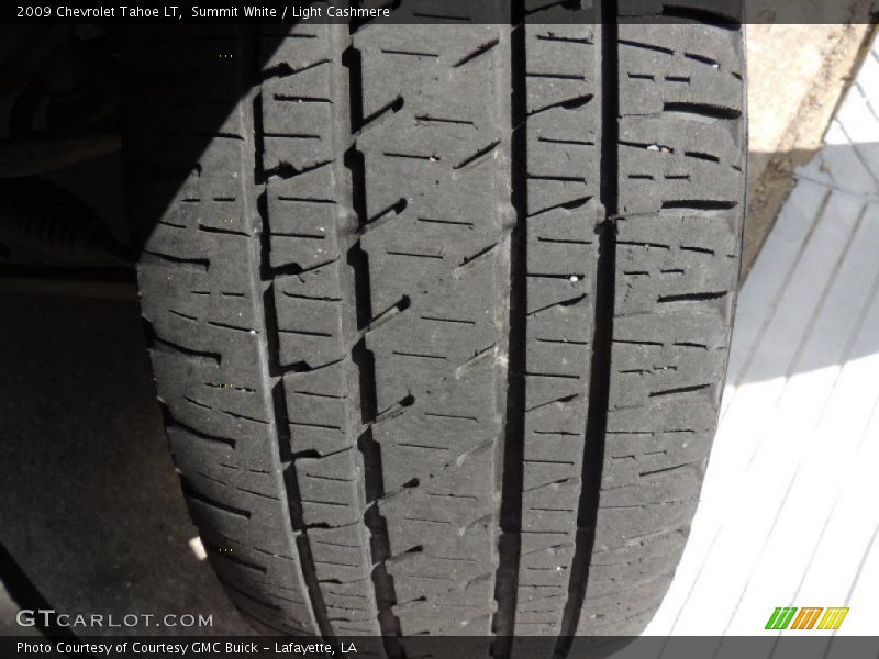 Summit White / Light Cashmere 2009 Chevrolet Tahoe LT