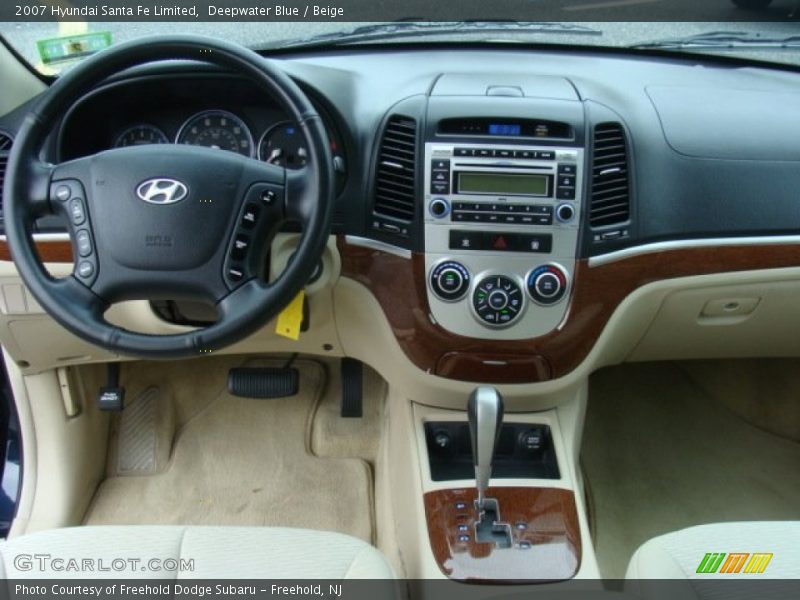 Dashboard of 2007 Santa Fe Limited