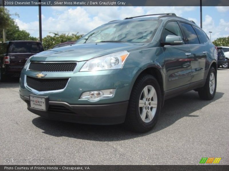 Silver Moss Metallic / Dark Gray/Light Gray 2009 Chevrolet Traverse LT